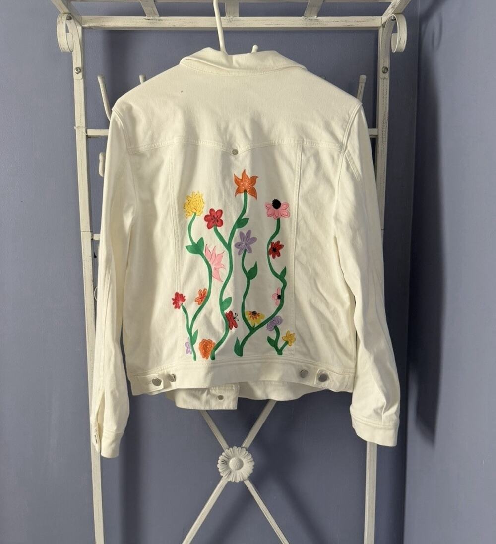 Liverpool Los Angeles Women's white Embroidered Flowers Full Zip Jacket Lg